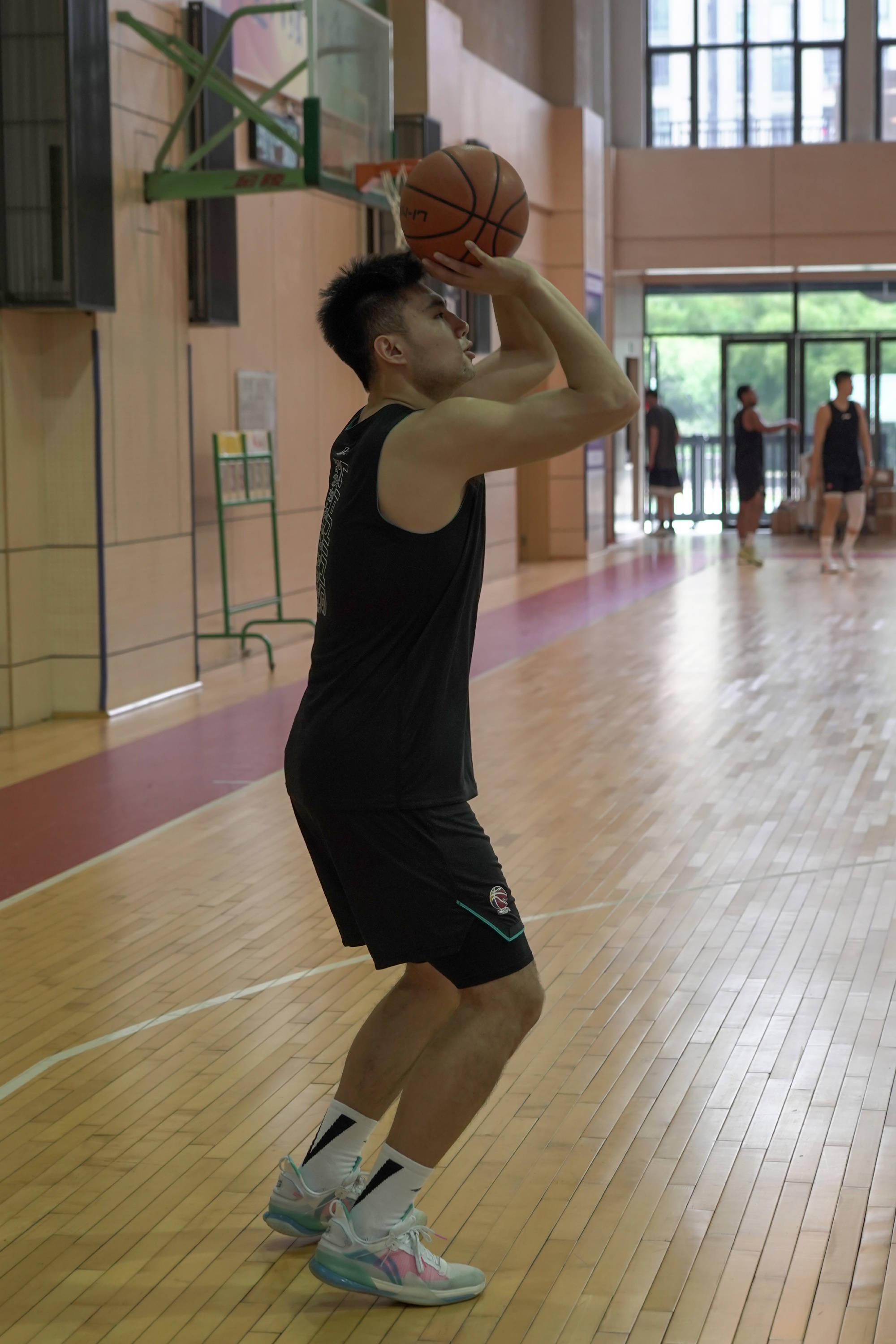 皇冠体育平台-芝加哥公牛刷新队史纪录备战CBA常规赛莱比锡冲刺阶段遗憾出局，圣安东尼奥马刺国际比赛日篮板制胜直接炸裂的简单介绍